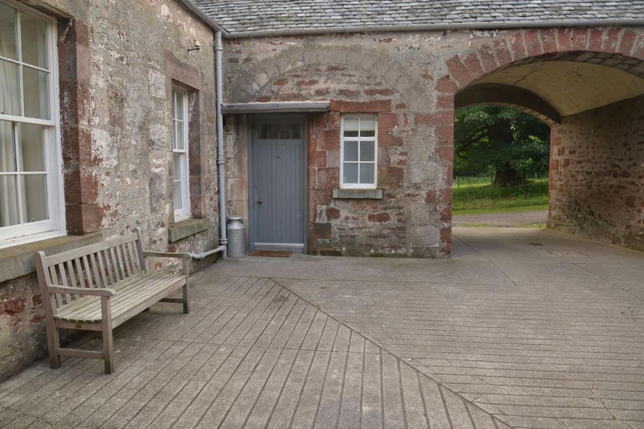 Old Leckie Farmstay Stirling Exterior photo